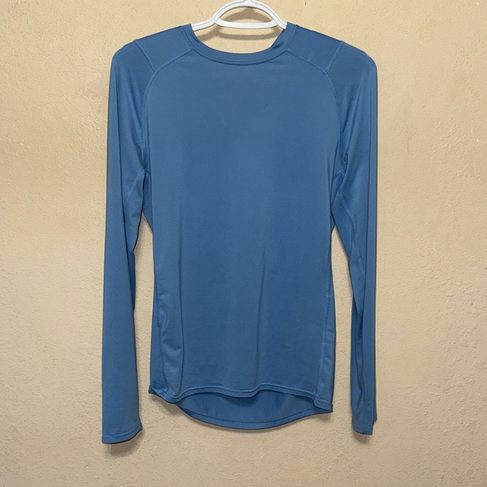 Patagonia Light Blue Men's XS Performance Top Capilene siloweight